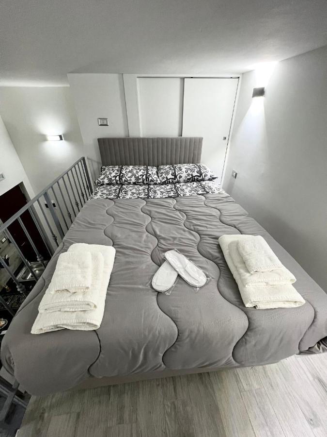 La Casa Di Lello Centro Bed & Breakfast Naples